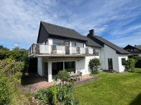 Hauptbild Großes Einfamilienhaus mit Charakter in beliebter Lagevon Rosbach - Rodheim v.d.H.