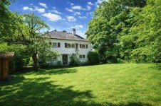 Hauptbild - Potenzial trifft Preis - Villa mit großem Garten für Ihre Wohnvision in begehrter Lage