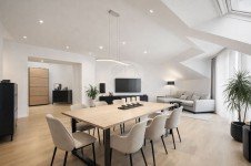 Hauptbild Großzügiges Wohnen mit Panoramablick - 4 Zimmer, Balkon & zwei Bäder in Bad Homburg-Kirdorf